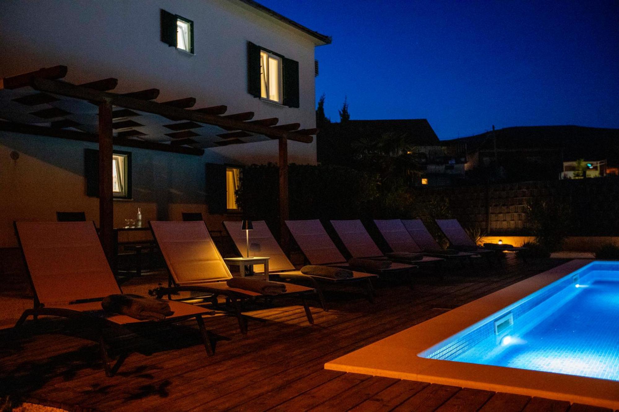 Apartment Laura Trogir Eksteriør bilde
