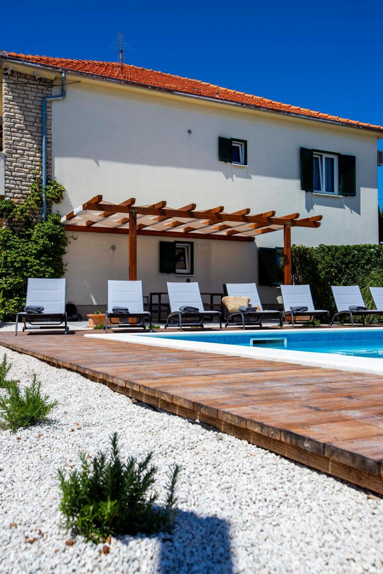 Apartment Laura Trogir Eksteriør bilde