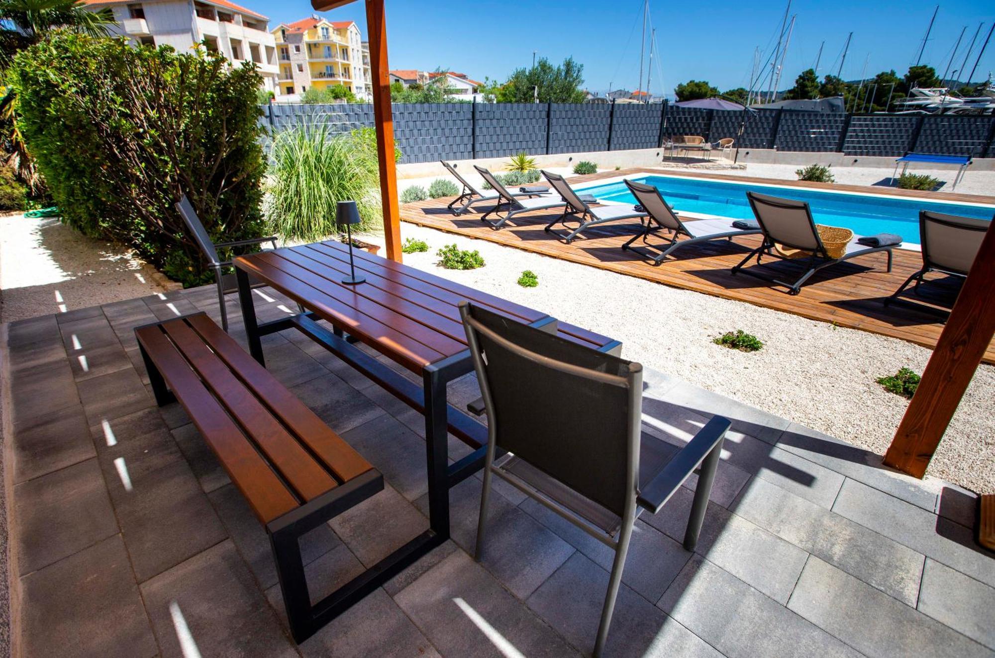 Apartment Laura Trogir Eksteriør bilde