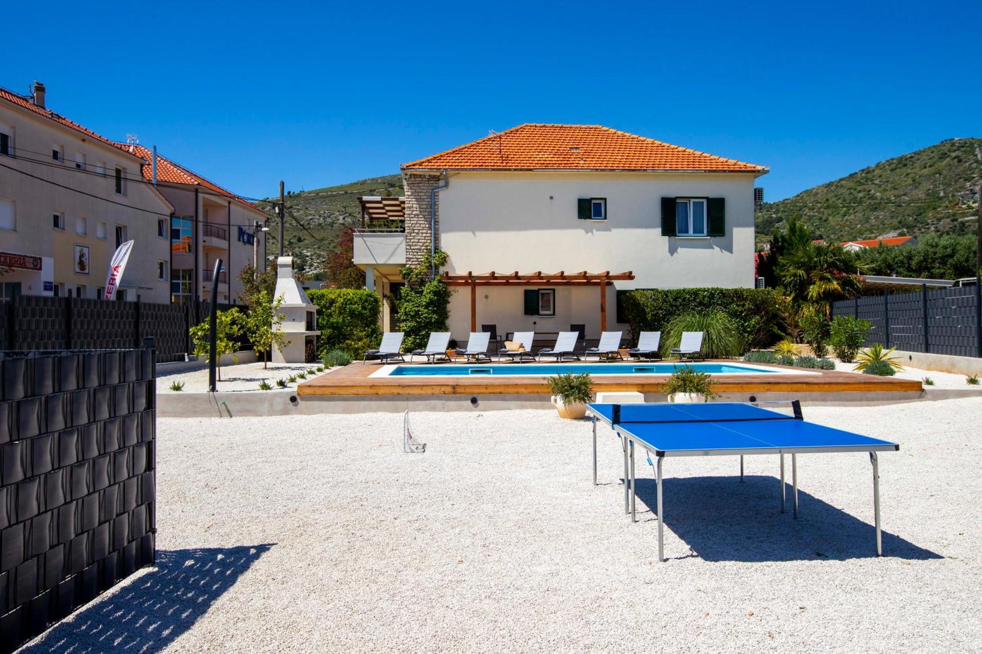 Apartment Laura Trogir Eksteriør bilde