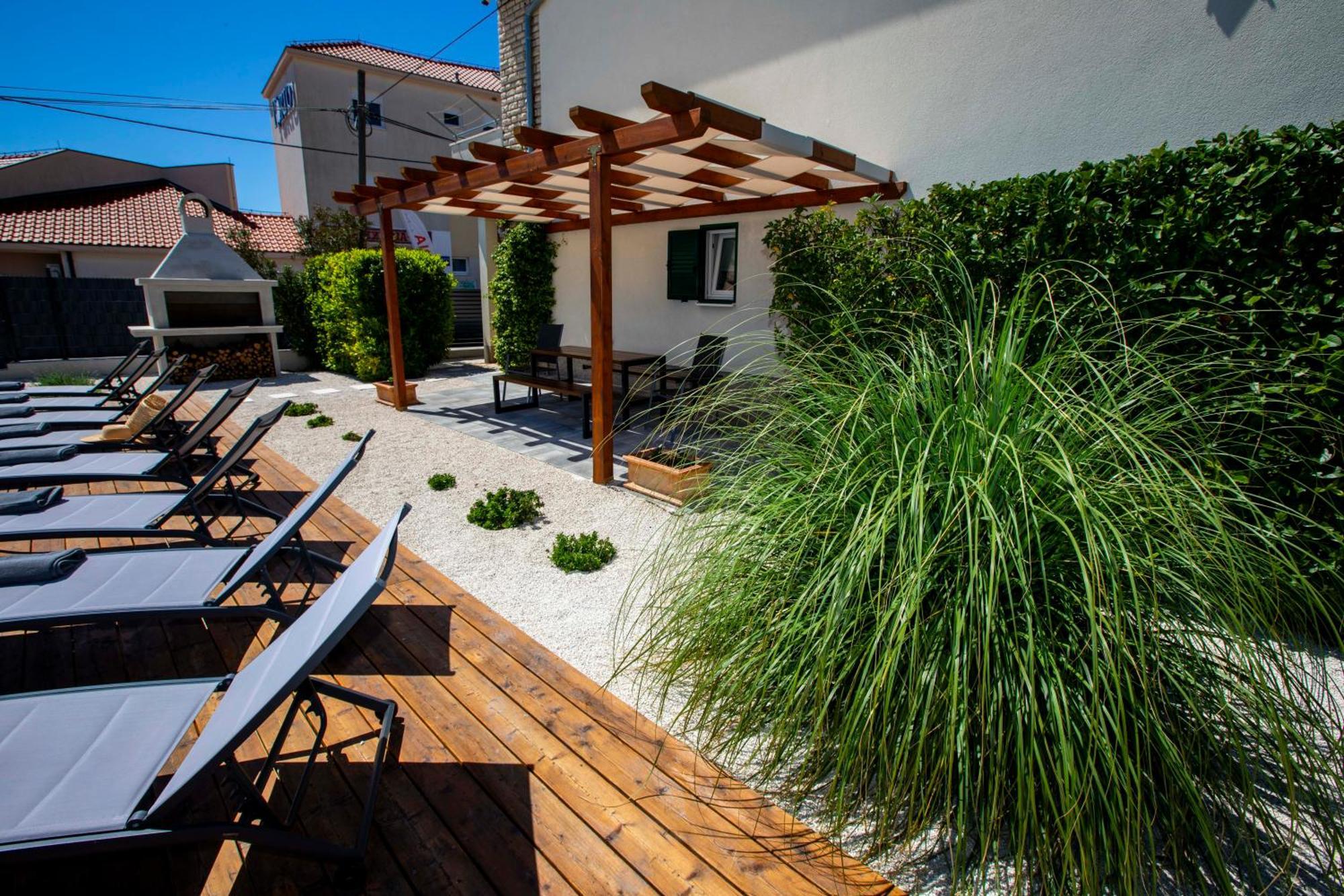 Apartment Laura Trogir Eksteriør bilde