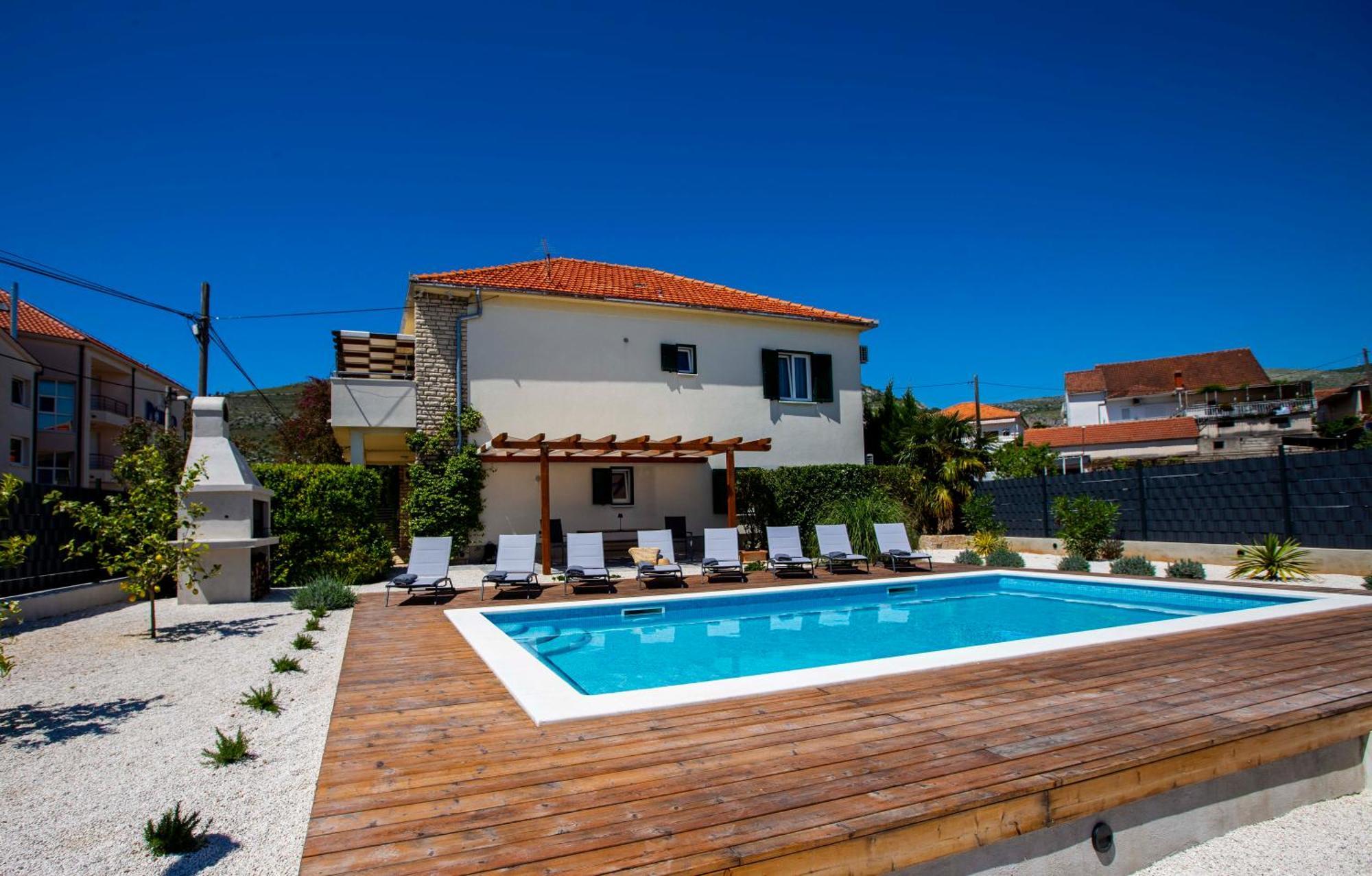 Apartment Laura Trogir Eksteriør bilde