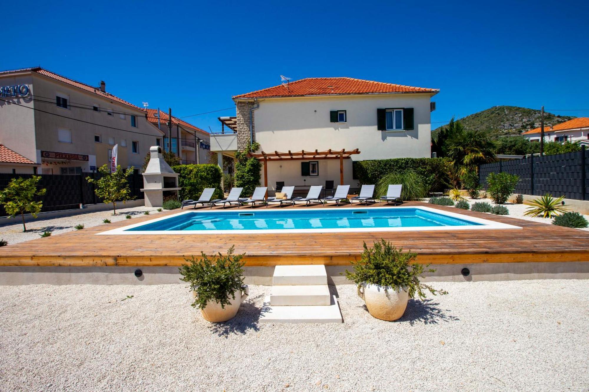 Apartment Laura Trogir Eksteriør bilde