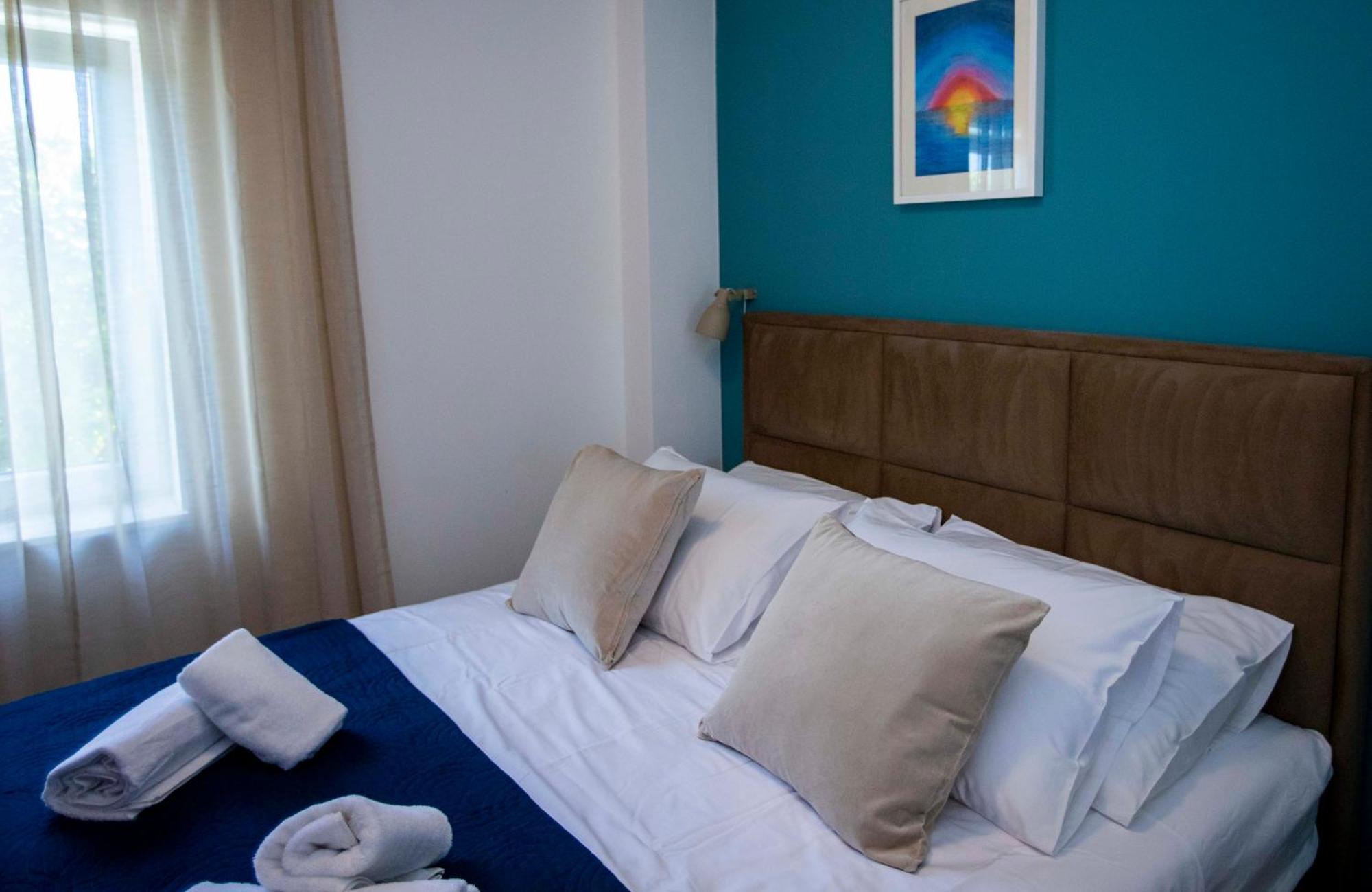 Apartment Laura Trogir Eksteriør bilde